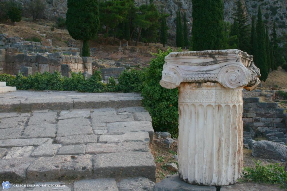 säule orakel von delphi